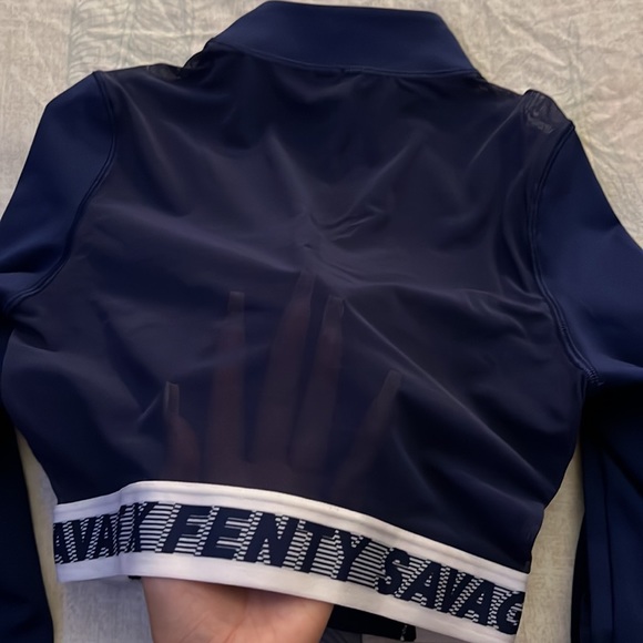 See through back - Picture 1 of 1